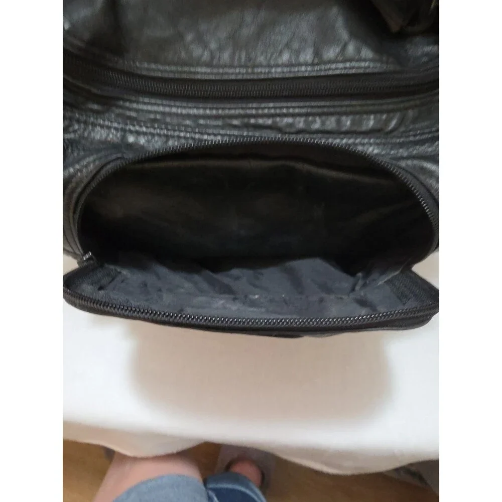 Tumi Black Leather Travel Bag Made in USA Toiletry Camera Utility Case READ